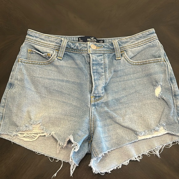 Hollister denim shorts - Picture 1 of 4